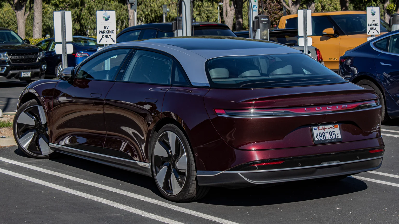 2023 Lucid Air.png